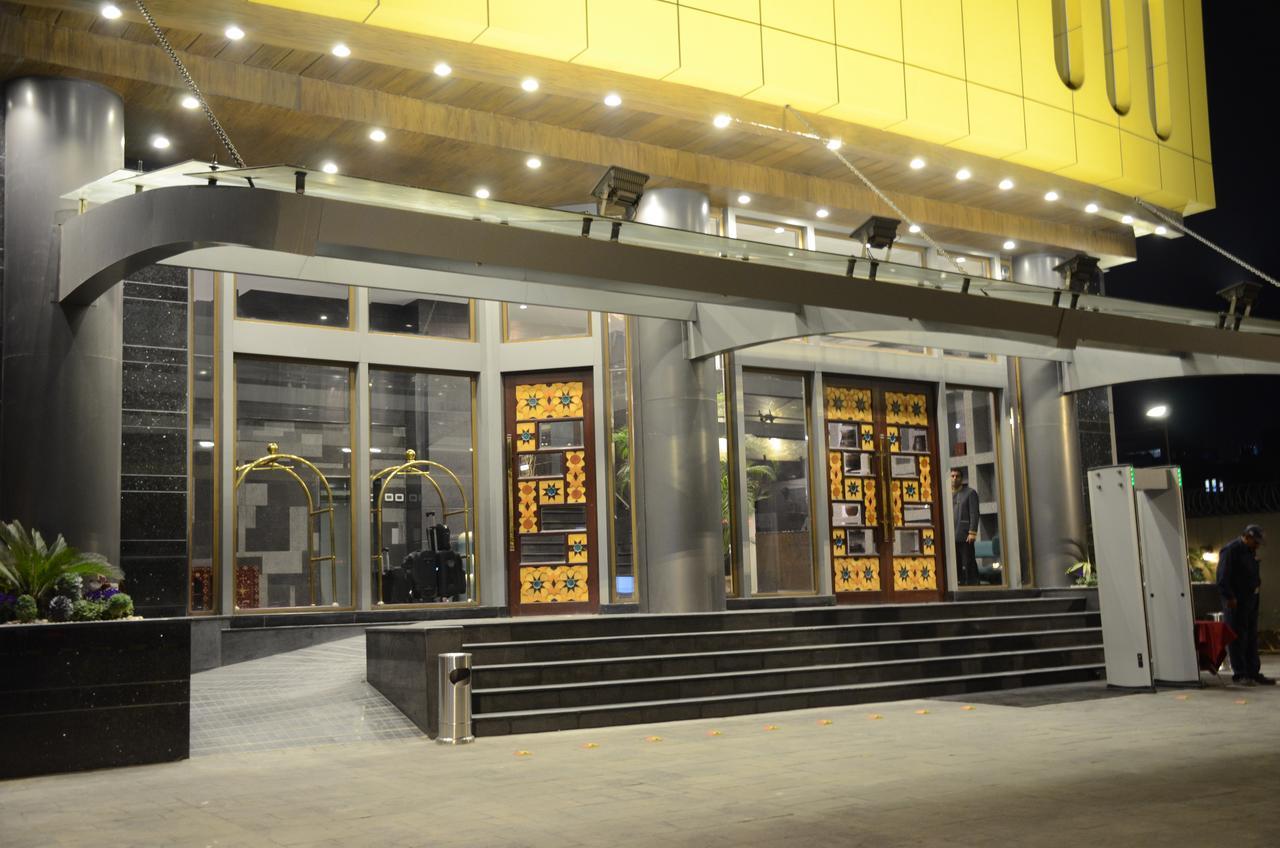 Grand Palm Hotel Lahore Exterior foto